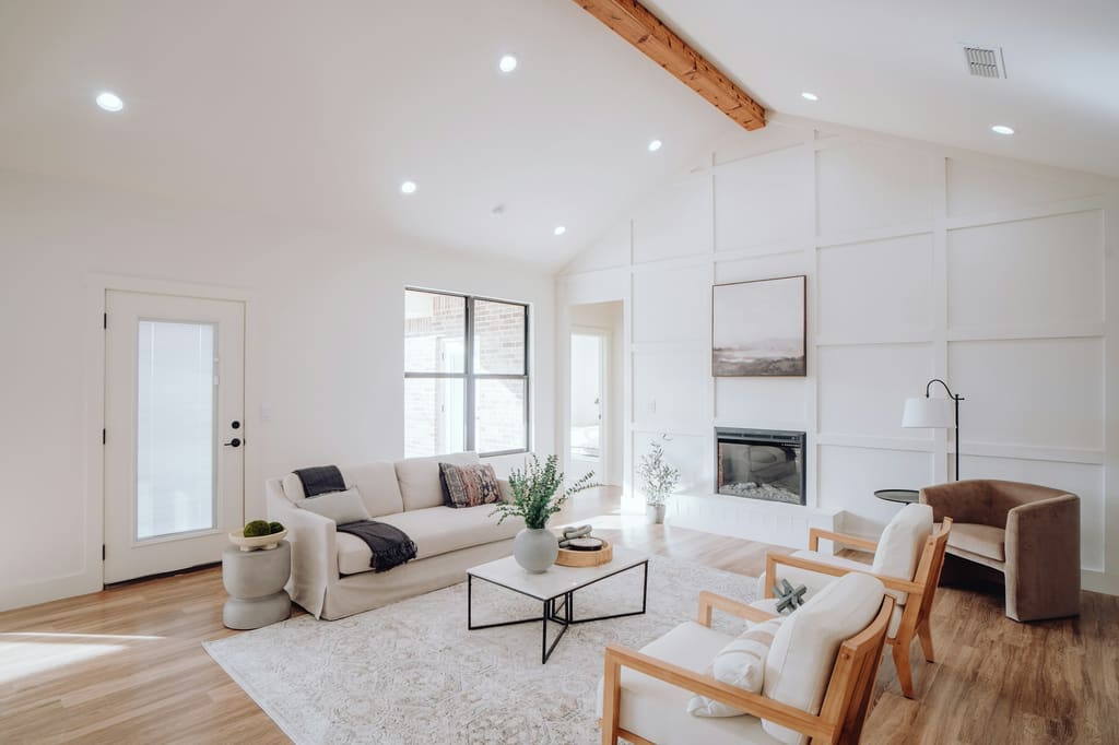 A freshly presented interior room with clear surfaces and soft daylight.